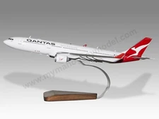 Airbus A330-300 Qantas Desk Wood Airplane New Model Large Scale 1/144