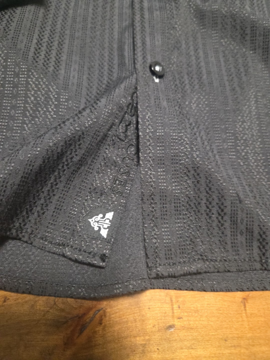 Roar Mens Shirt Large Black Embroidered Back Wings Y2K Affliction Style Button L image 6