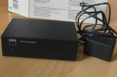 NAD PP2e Phono Preamp (used) c#2510
