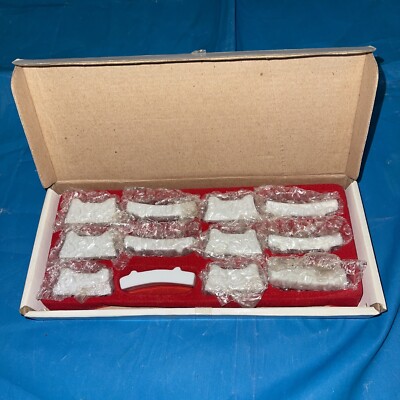 Vintage 12 teiliges Set Porzellan Besteckbänkchen *nie benutzt*