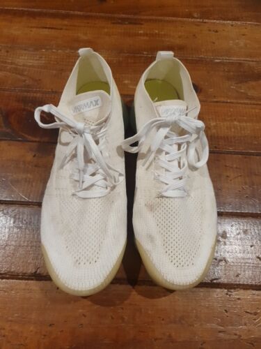 Nike Air Women's Vapormax Flyknit White Shoes Size US 9.5 UK 8.5 EU 43 Sneakers - Picture 2 of 17