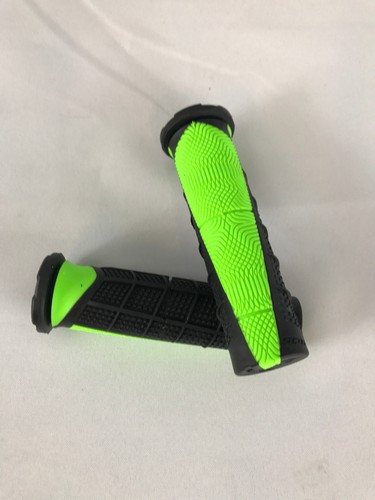 Scott USA Duece ATV Grips For Thumb Throttle Black/Green Watercraft Handlebar - Picture 2 of 2