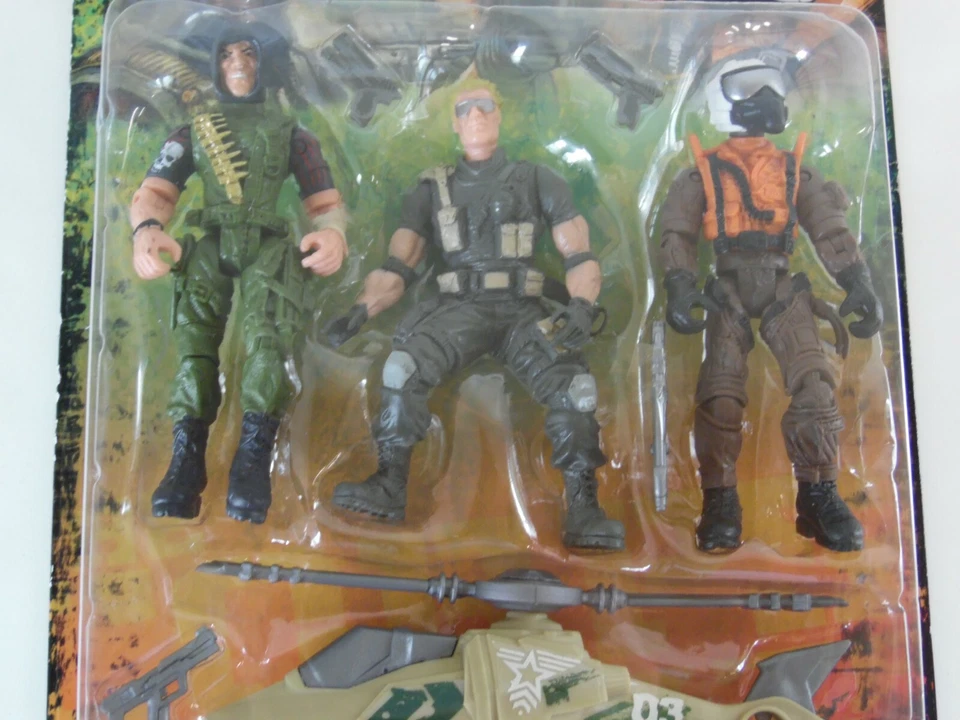 The Corps Elite 2015 triple amenaza la colección con helicóptero Foto 2 de 4