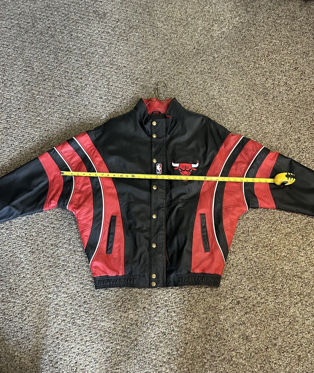 RARE VTG 90'S CHICAGO BULLS LEATHER JACKET SIZE XL STARTER