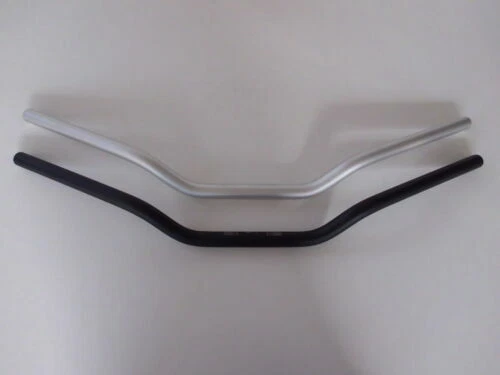 Manubri neri Universale per moto