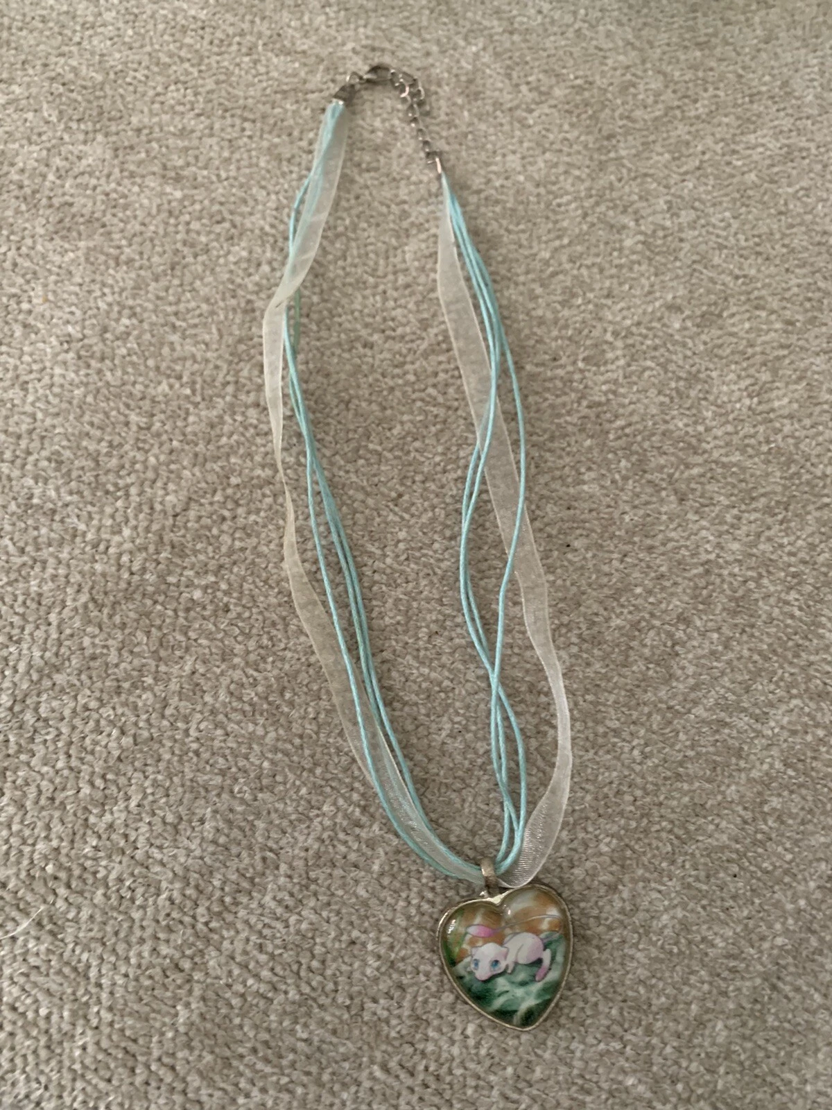 Collier Pendentif Pokemon Coeur Mew, Pokemon