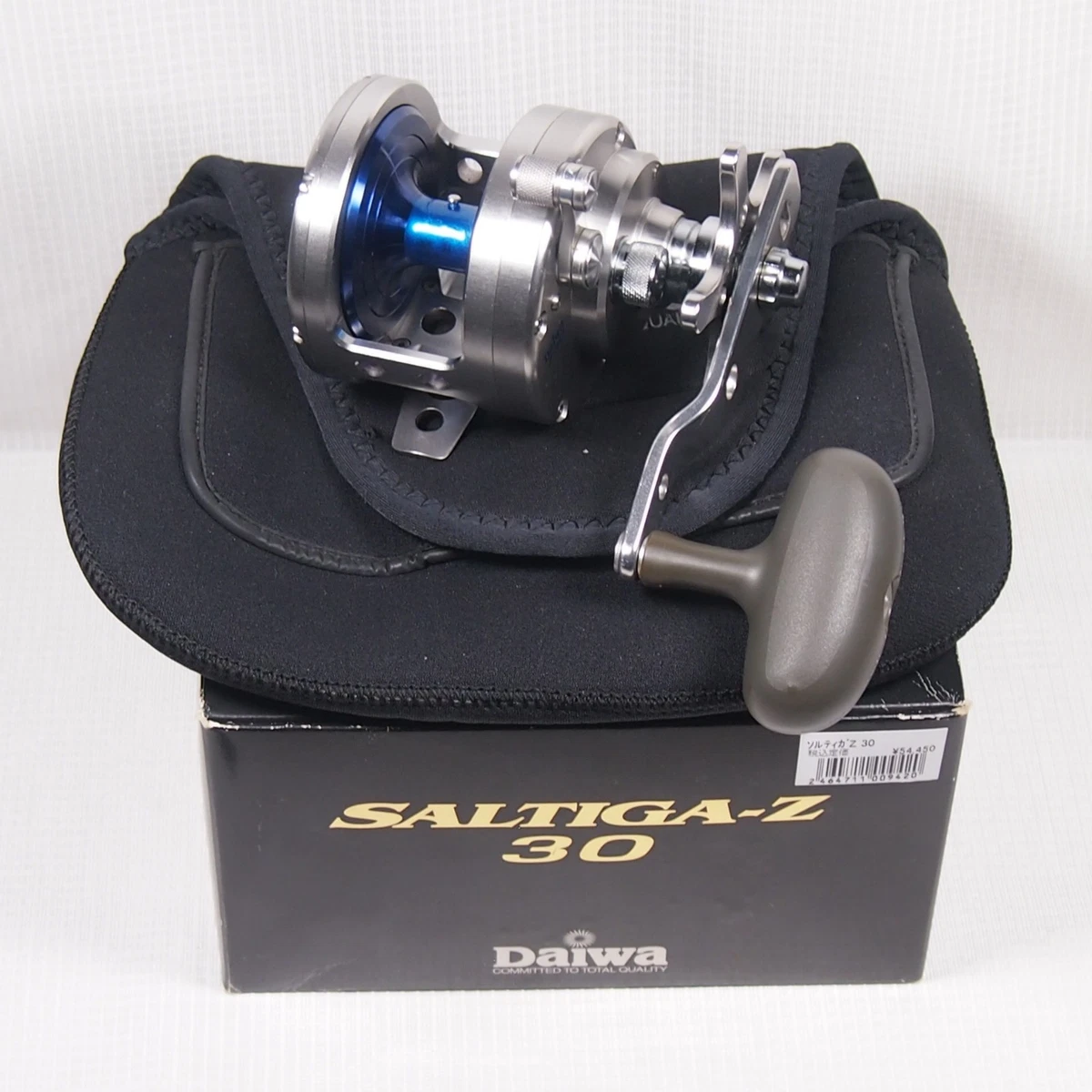 Saltiga Z30 Daiwa Baitcast Fishing JDM Reel RH Saltwater Jigging w