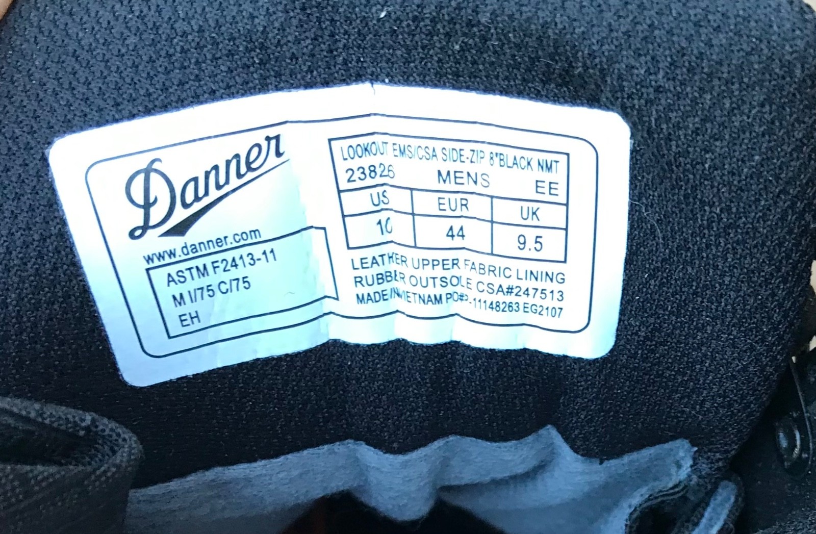 NEW IN BOX MEN’S 10EE DANNER LOOKOUT EMS/CSA 8” TALL BLACK SIDE ZIP SAFETY BOOTS