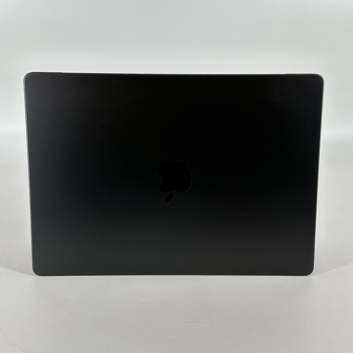 MacBook Pro 14 4.06 GHz M3 Max 16-Core 40-Core GPU 64GB 2TB Light