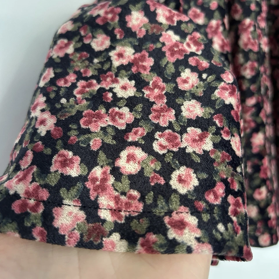 Minifalda Hollister Y2K Pequeña Preppy Twee Academia Terciopelo Ditzy Floral Elastizada Foto 4 de 4