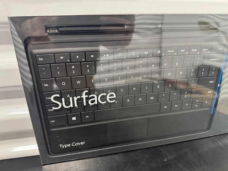 Крышка типа Microsoft Surface черная клавиатура TE0919"" - Изображение 2 из 4
