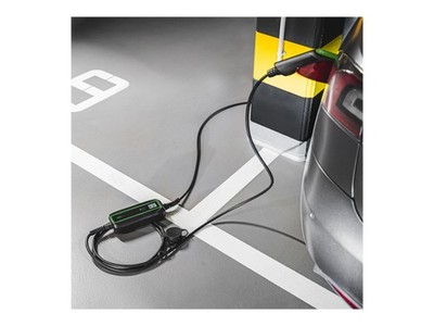 Green Cell EV16 Black LCD Black IP66 Type 2 AC EV PowerCable 3.6kW Schuko Type 2
