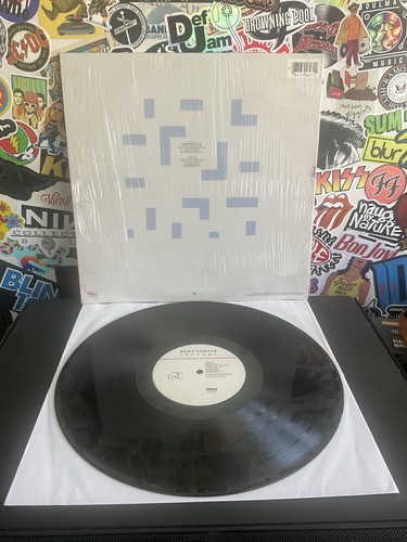 EURYTHMICS Revenge VG+ VINYL W/HYPE STICKER - Picture 2 of 2