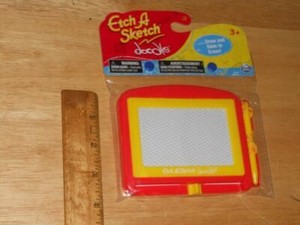 etch a sketch doodle mini
