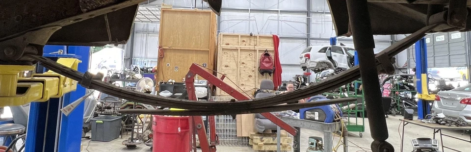 1982 - 1993 Chevrolet S10 Rear Leaf Spring - 4 Leaf OEM 15978567 - Image 4 of 4