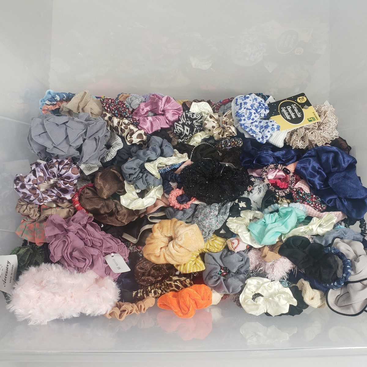 100 Random Assorted Variety Hair Tie Scrunchie Hair  display picture 3