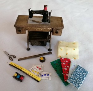 sylvanian families sewing machine