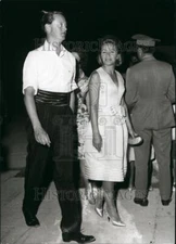 Press Photo Greek Tina Niarchos Walking With Man - KSB74955