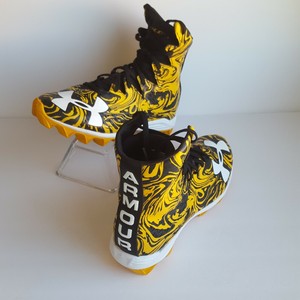 kids yellow football cleats