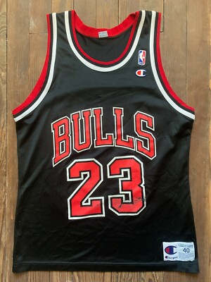 Michael Jordan Chicago Bulls Champion jersey – Thriller