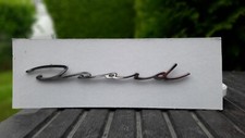 Logo Metal - Letras Isard Royal T-700