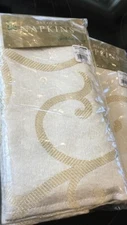 8 Bed Bath Beyond Cloth Napkins Baroque Gold NIP perfect for Christmas