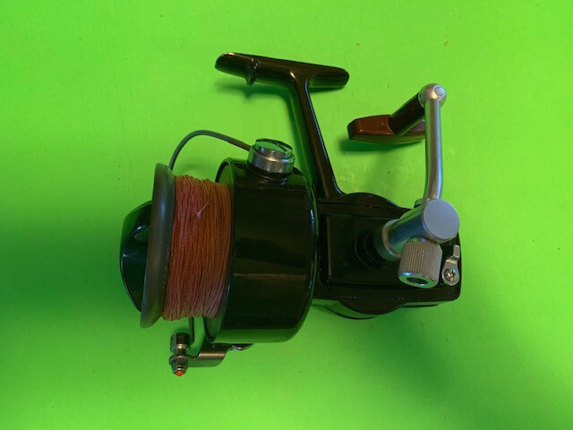 2 old fishing reels penn Vintage Fishing Reel Penn Senator 2/0