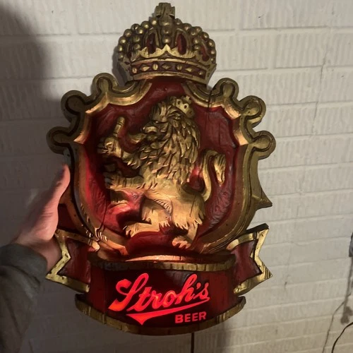 Vintage Stroh's Lion Lighted Beer Sign Bar Pub Sign