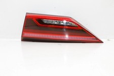 AUDI Q3 Sportback F3N Heckklappenleuchte rechts 83A945094A 1.40 28840444