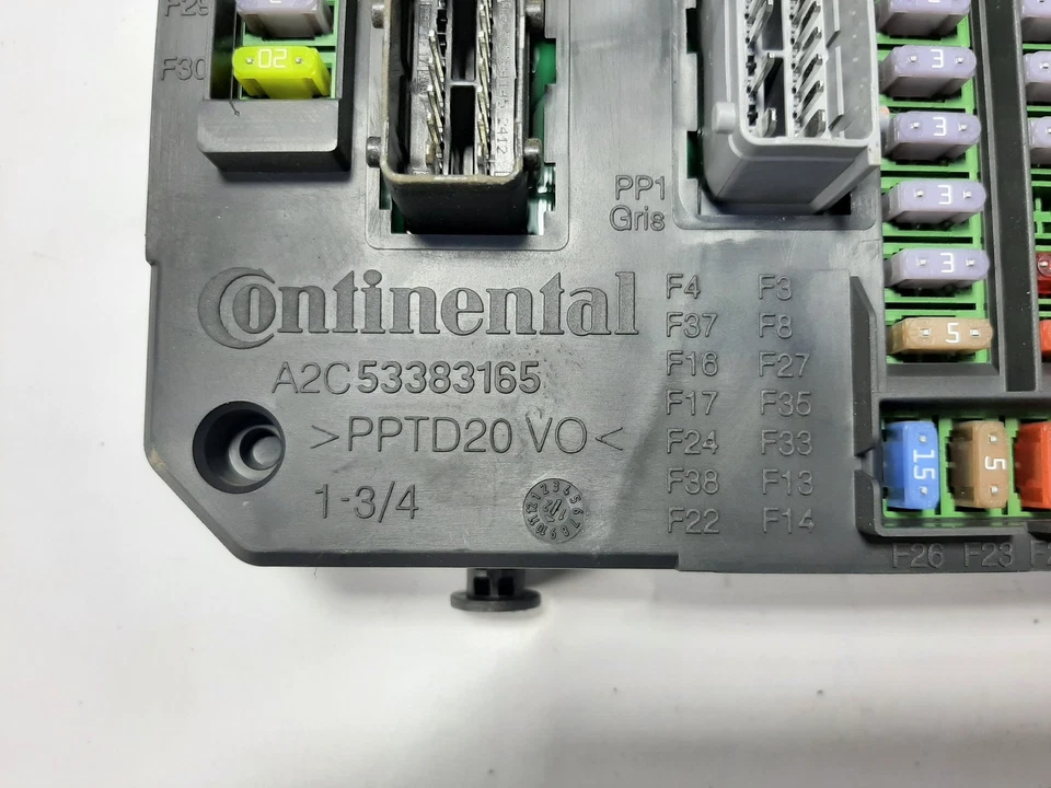 Scatola fusibili CITROËN C4 II B7 9665547480 1.60 Diesel 68kw 2013 17815387 - Immagine 2 di 4