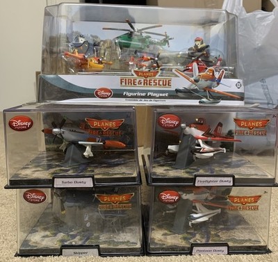 Disney Planes ミニカー3点セット Disney Store Play Set Figurines Deluxe Planes Dusty Fire & Rescue