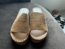 Women Size 9 Slippers New