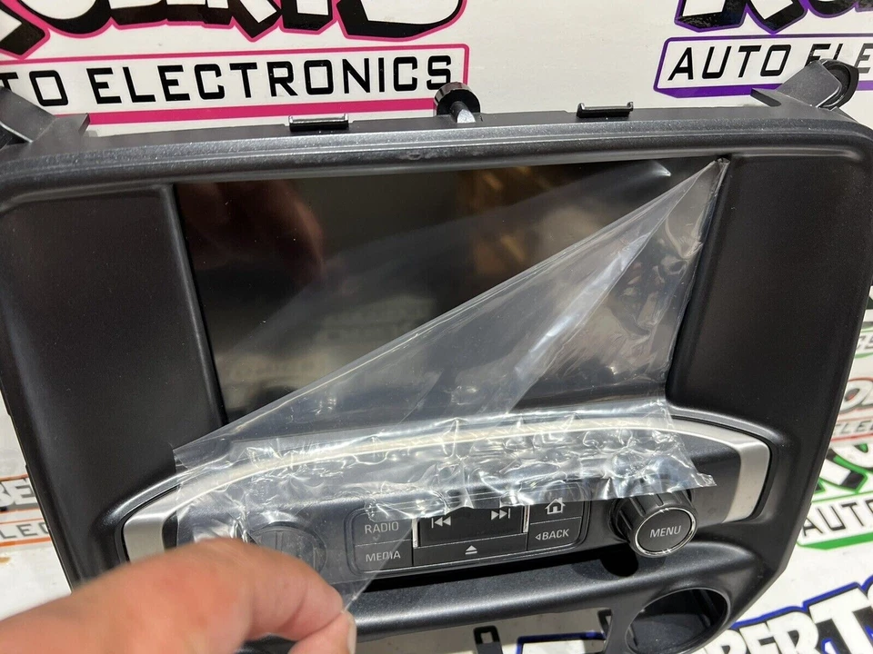 15 16 17 18 Chevrolet Silverado REPLACEMENT 8" Touch-Screen RADIO Display MYLINK - Image 3 of 4