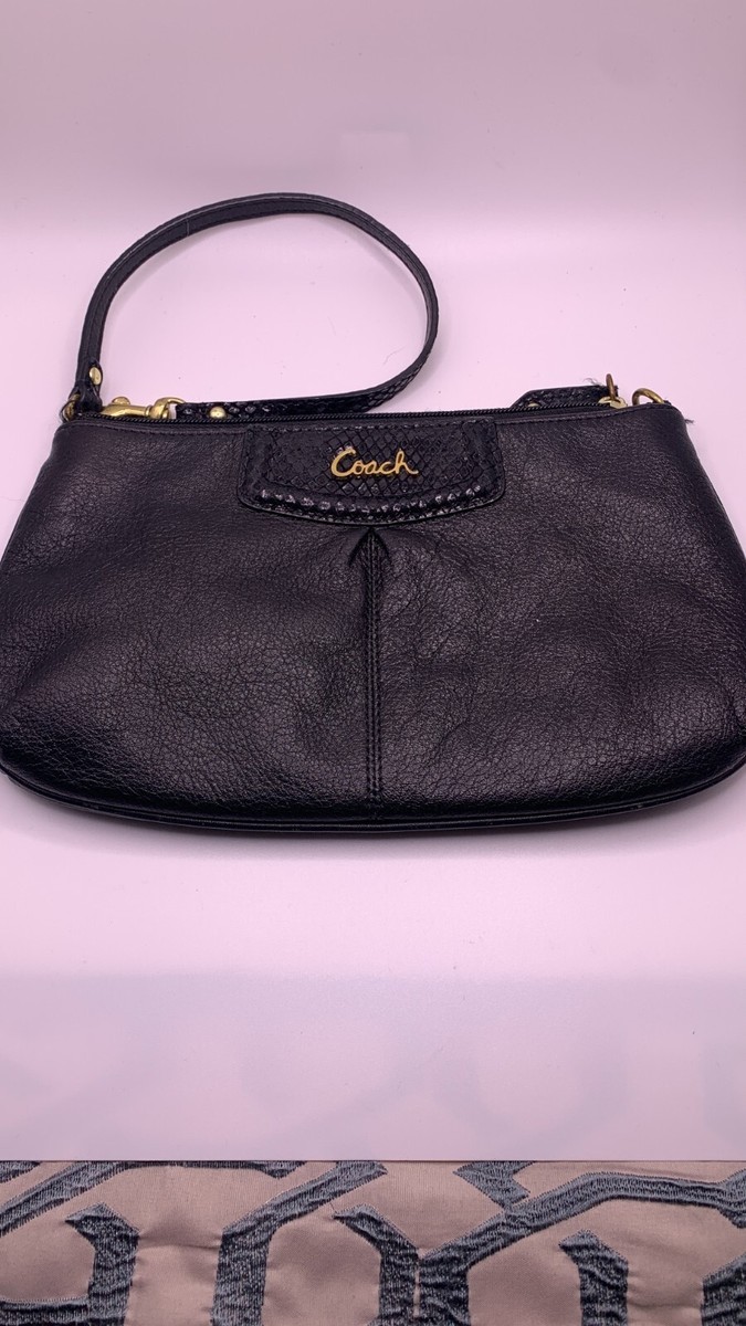 Vintage Coach Black Leather Wristlet - Zippered - Clutch