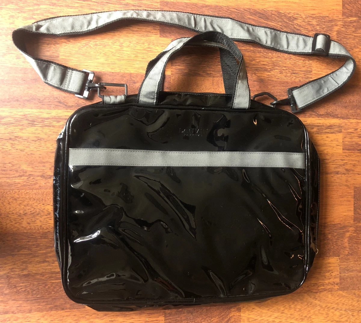 Patent clearance laptop bag