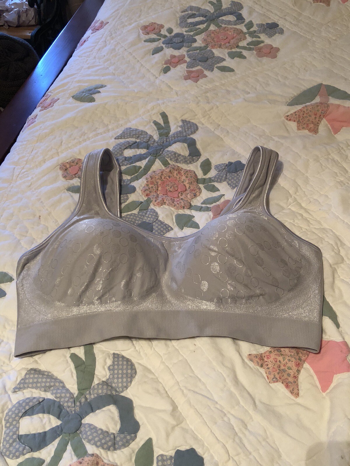 Lot Of 3 Bali Comfort Revolution 3488 Bras sz XL Wirefree Dot Print 2