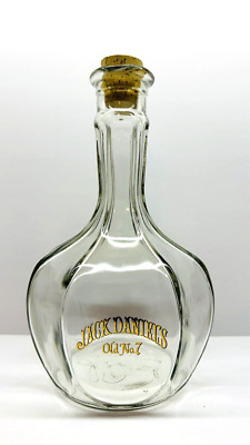 Vintage Large  1.7 L Jack Daniels Old No 7 Clear Glass Decanter (Cork Stopper)