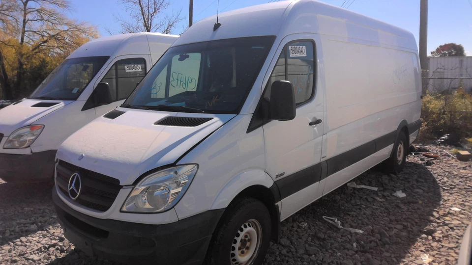 Capó MERCEDES SPRINTER 25 10 11 12 13 Foto 2 de 4