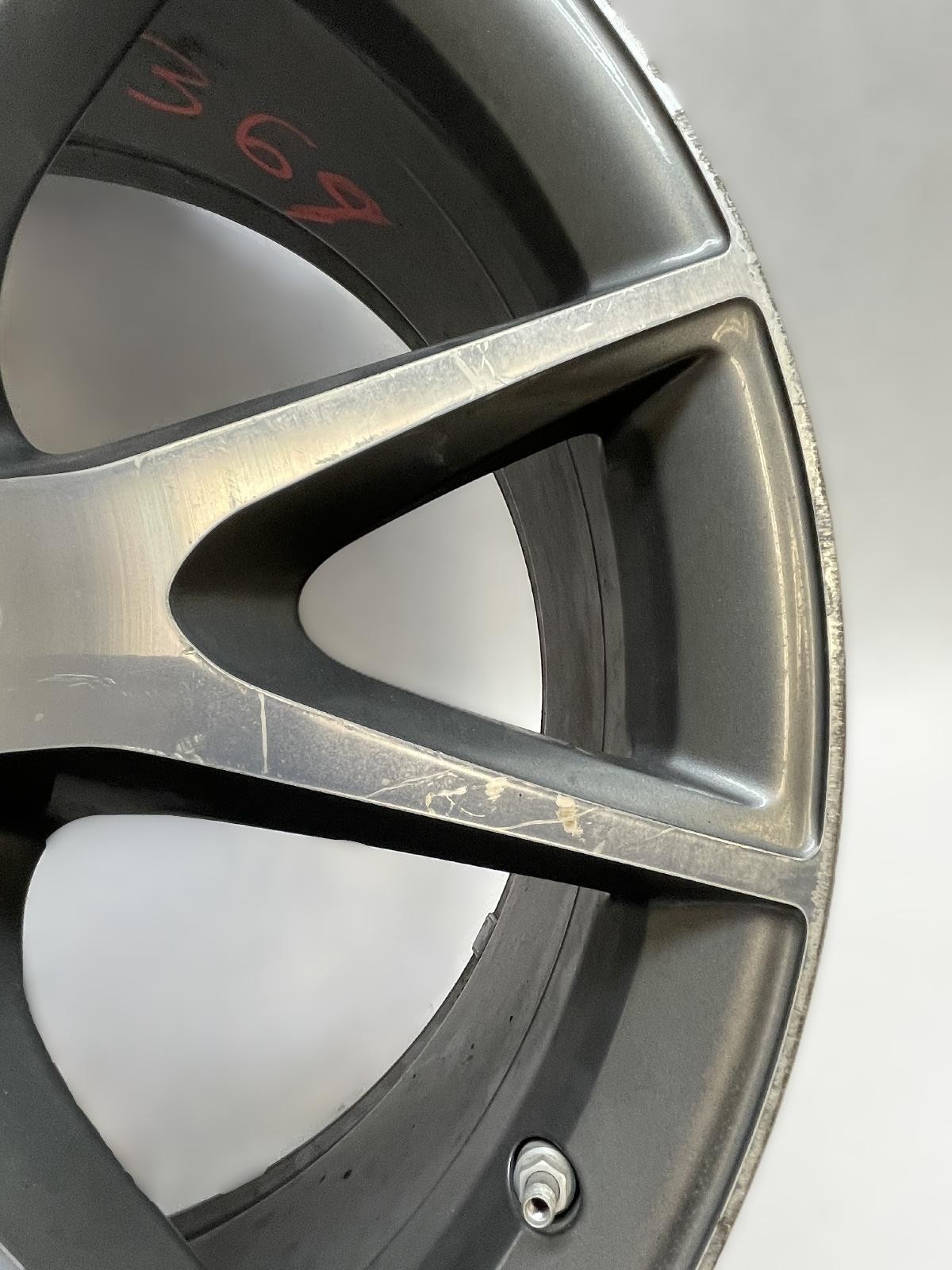 2010 FERRARI CALIFORNIA WHEEL 5 Y SPOKE MACHINED GRAY PAINTED POCKETS B-