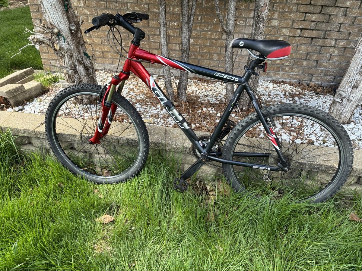 Giant Rincon 26” lightweight 6061 Aluminum ALUXX Red/Black