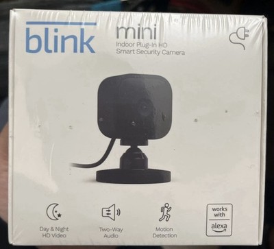 Blink - Mini Indoor Plug-in HD 1080P Smart Security Camera - Black