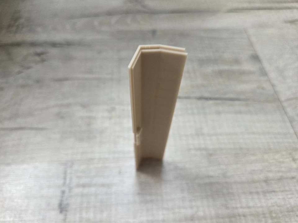 Amiga 500 Expansion Port Cover - Commodore - left side port cover - Image 3 of 4