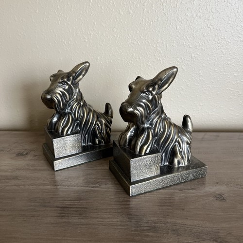 Vintage Bookends Scottie Dog Scottish Terrier Figurines Cast Metal Heavy *Read