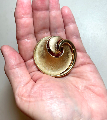 Crown Trifari Signed Vintage Abstract Swirl Brooch Brushed 