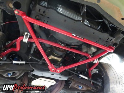UMI Performance 3053-R Frame Stiffener