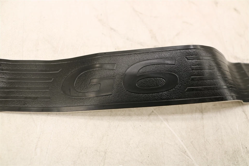 NEW OEM GM Front Door Sill Plate Black 10368227 Pontiac G6 2005-2010 - Изображение 4 из 4