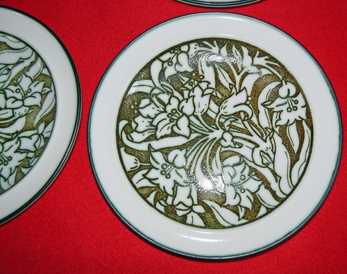 4 x Wedgwood Tiger Lily O.T.T. Dinner Plates - 91300G Discontinued pattern - Picture 2 of 6