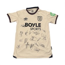 WEST HAM SQUAD SIGNED AWAY SHIRT 2025/26
