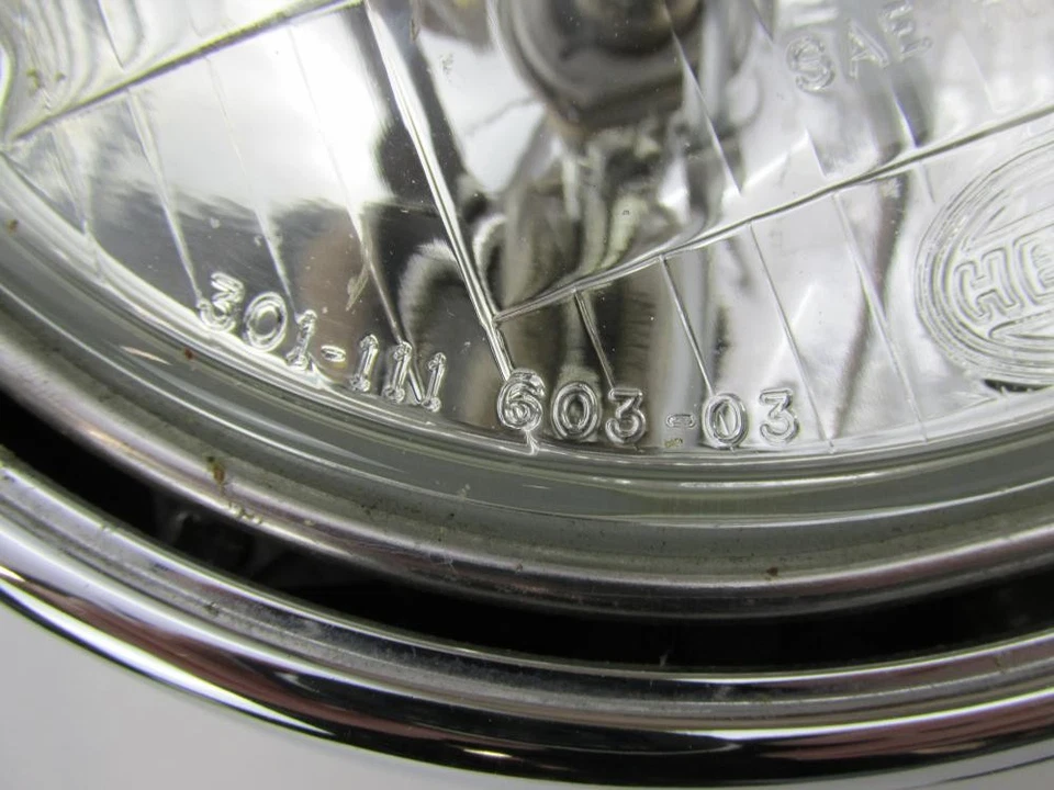 Conjunto de cubo de faro genuino Buell Cyclone M2 Hella Beam Foto 4 de 4