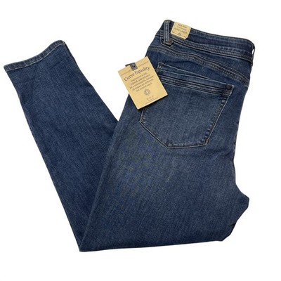 Democracy Jeans Tapered Leg Distressed Size 16 Mold & Hold Slimming Comfort